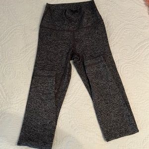 Mix of white black and gray Lu Lu lemon leggings